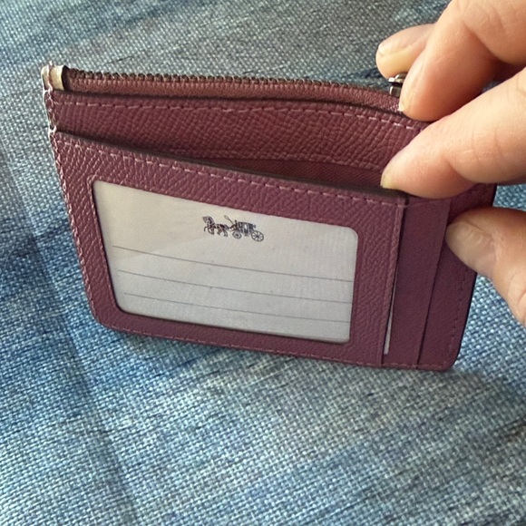 Coach Cream and Pink Shark Print Card Case Key Ring - Picture 3 of 4